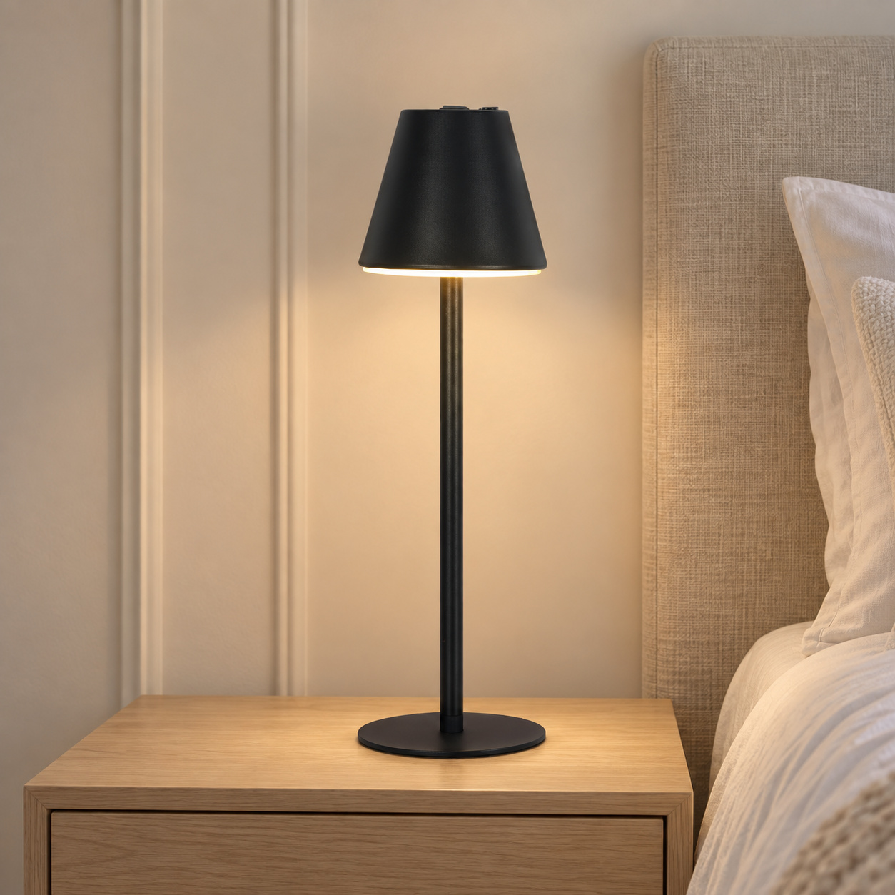 Rechargeable Table Lamp