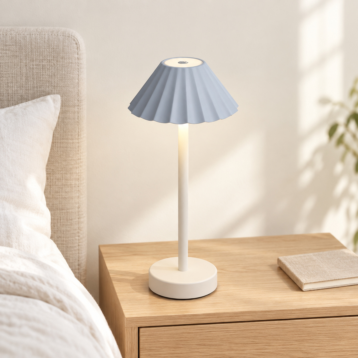 Creative Style Table Lamp - Image 2
