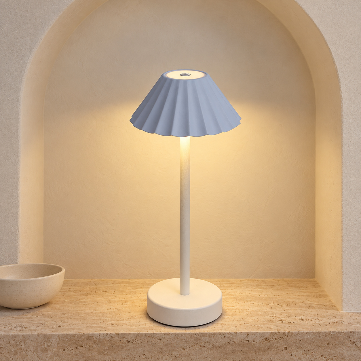 Creative Style Table Lamp - Image 3